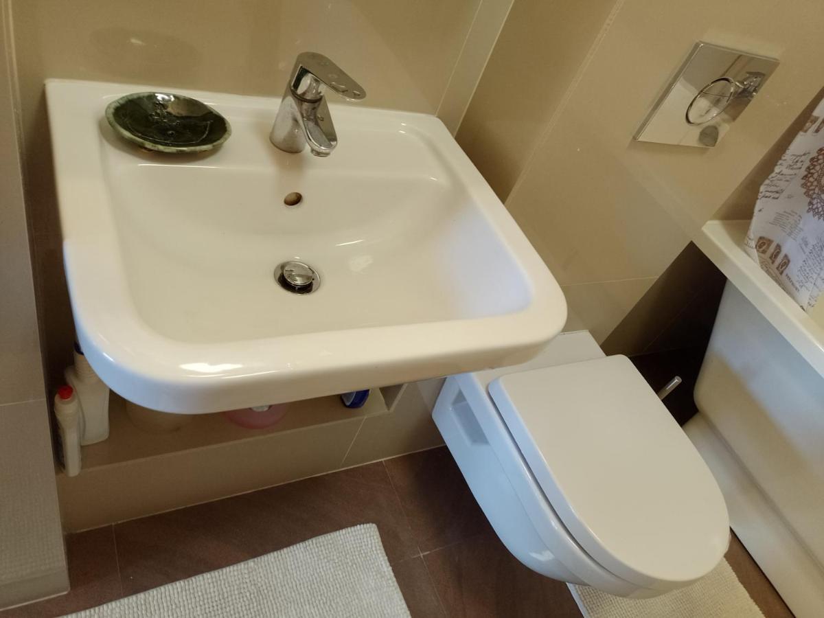 Premium Class Apartment, Free Parking, Maximum 5 Guests, 2 Bedrooms, 3 Beds ريغا المظهر الخارجي الصورة